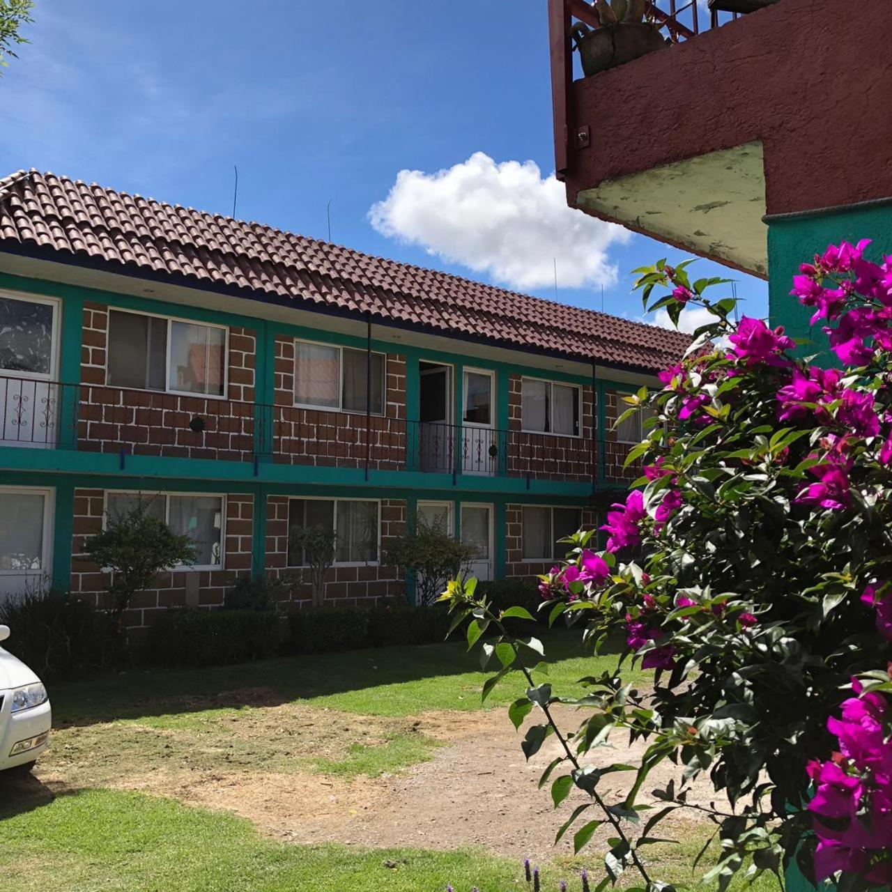 Hotel Las Fumarolas De Don Goyo Cholula Eksteriør billede